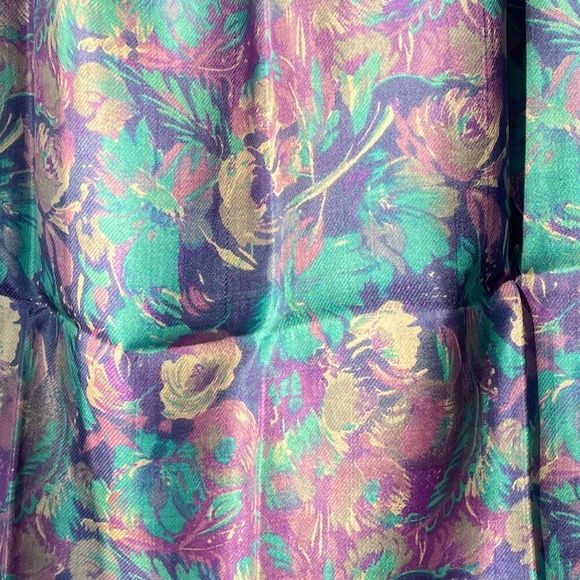 Handmade vintage blue acuarela floral silk scarf. - Picture 8 of 8